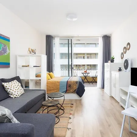 Home2book Sea View Daire *